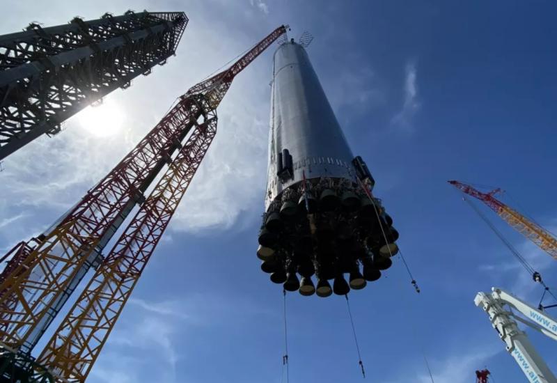 SpaceX sastavio najveću raketu u povijesti